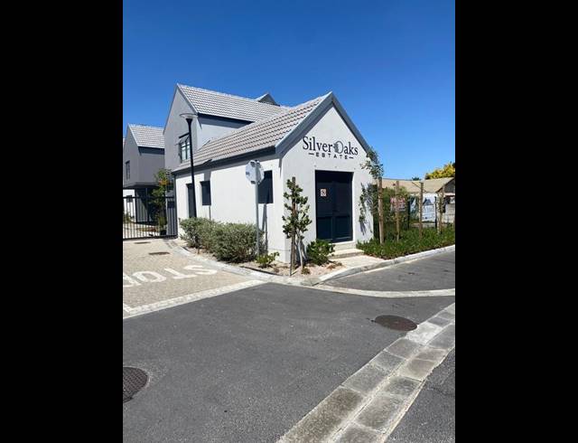 3 BEDROOM DUPLEX FOR SALE IN SILVER OAKS